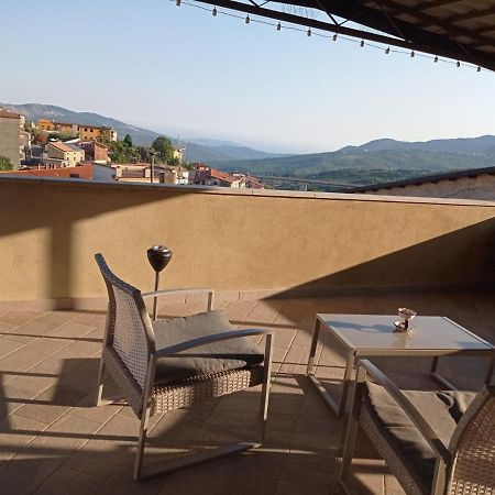 Casa Torre Con Terrazza Panoramica Villa Futani Luaran gambar