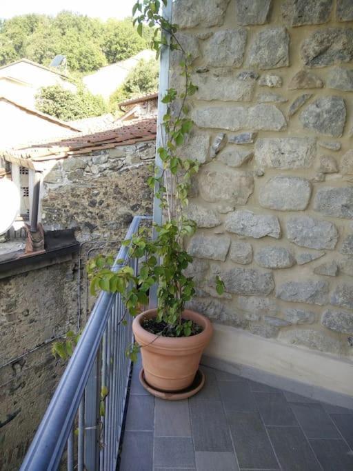 Casa Torre Con Terrazza Panoramica Villa Futani Luaran gambar