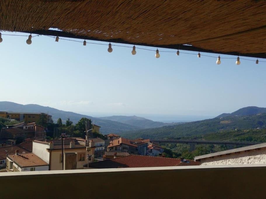 Casa Torre Con Terrazza Panoramica Villa Futani Luaran gambar